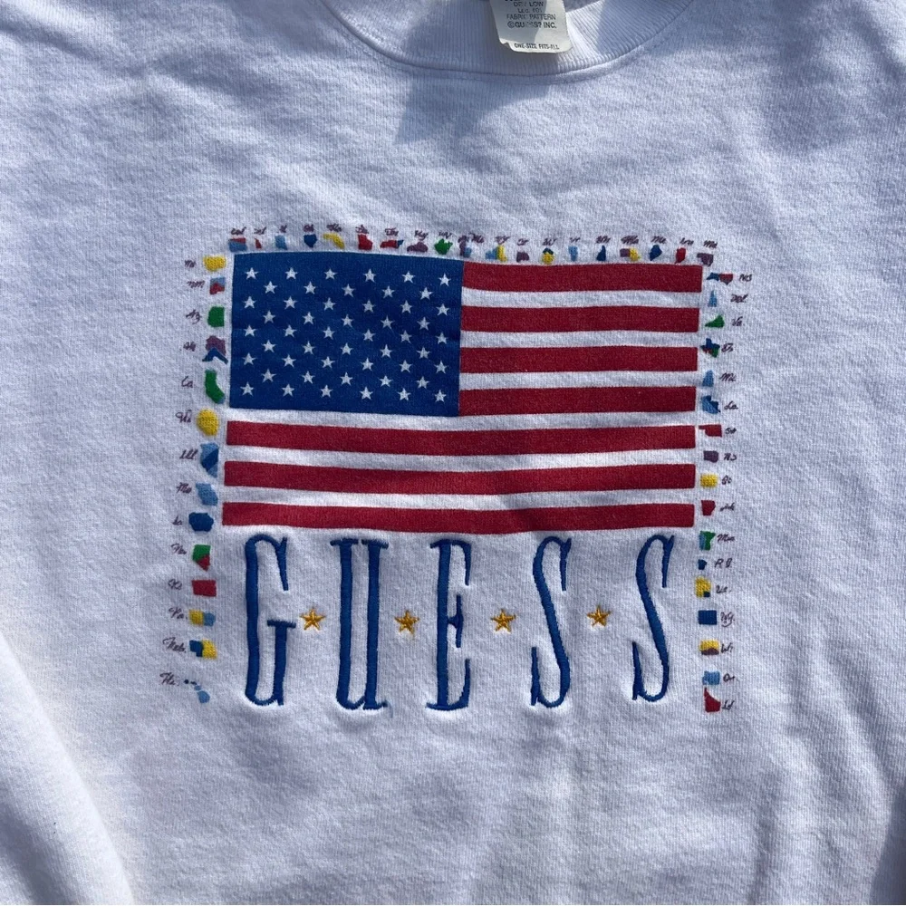 Vintage Red White and Blue Americana Guess Jeans Crewneck Sweatshirt One Size - Picture 2 of 7